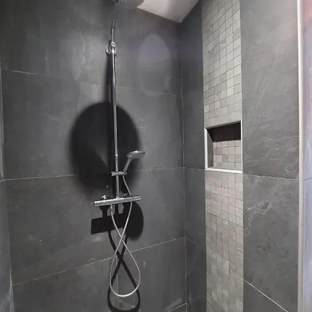 L'alpana En Bois Vue A 180 Degres * 사리 솔렌자라