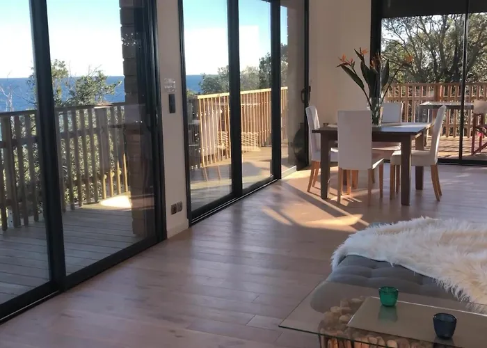 L'alpana En Bois Vue A 180 Degres