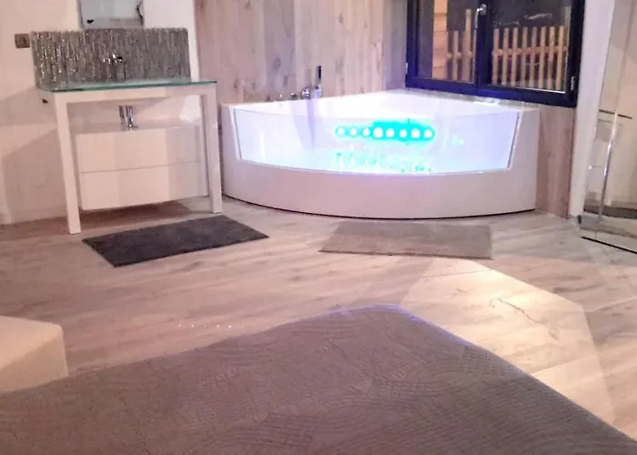 L'alpana En Bois Vue A 180 Degres Villa