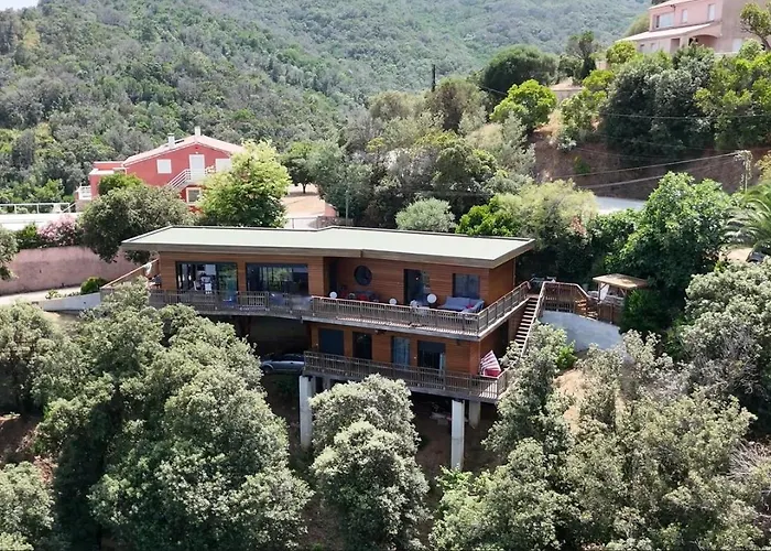 Vila L'alpana En Bois Vue A 180 Degres Sari-Solenzara